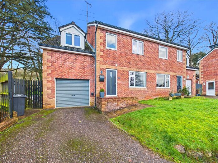 5 Bedroom Semi Detached House For Sale In Cromwell Park, Tiverton, Devon, EX16