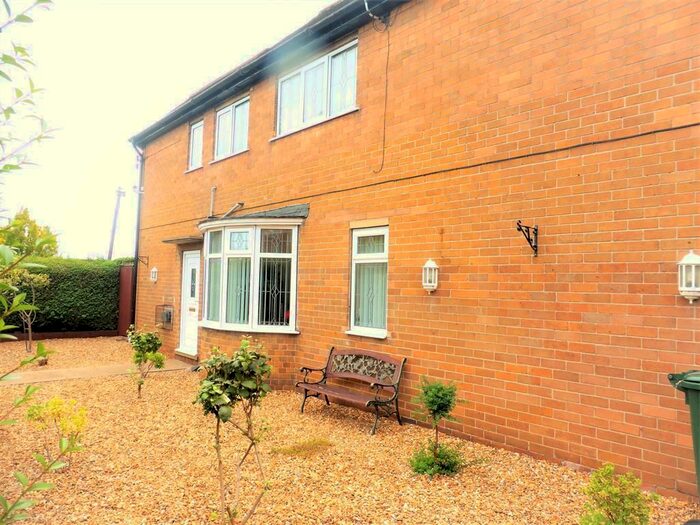 3 Bedroom Semi-Detached House To Rent In St Andrews Square, Bolton Upon Dearne, Rotherham, S63