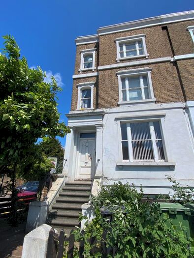 4 Bedroom Flat To Rent In Stockwell Road, Stockwell London, SW9