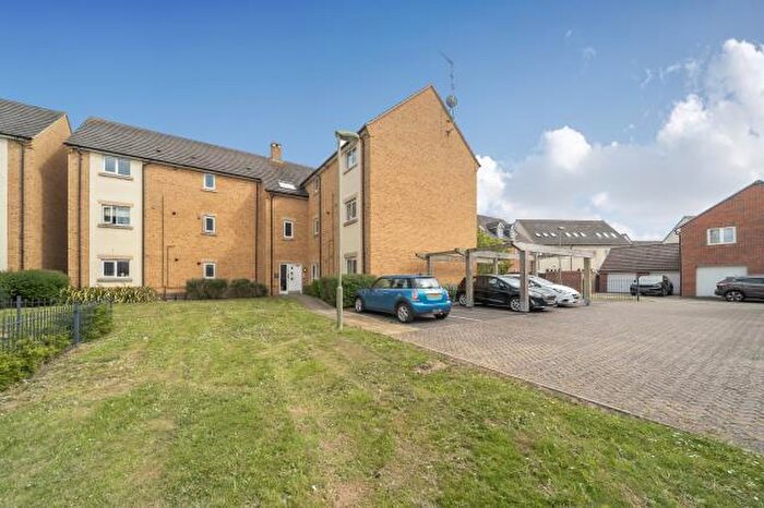 2 Bedroom Apartment For Sale In Sir Frank Williams Avenue, Didcot, OX11
