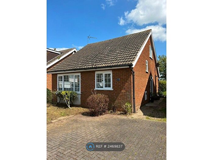 3 Bedroom Detached House To Rent In Bradshaw Way, Irchester, Wellingborough, NN29