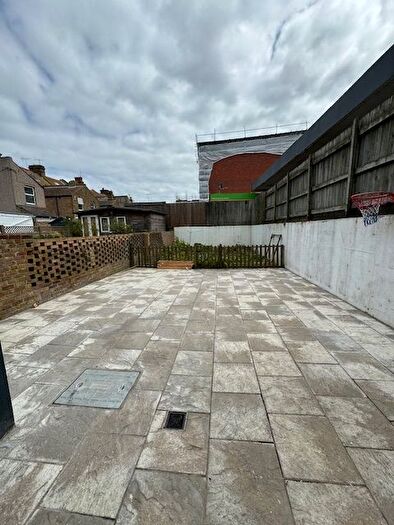 2 Bedroom Flat To Rent In A Richmond Street, Herne Bay, CT6