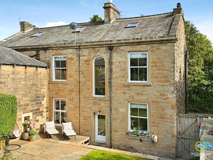 3 Bedroom End Of Terrace House For Sale In Grove Lane, Padiham, BB12