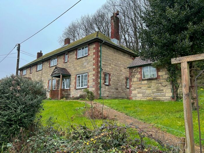 3 Bedroom Semi-Detached House To Rent In Shorwell, Isle Of Wight, PO30