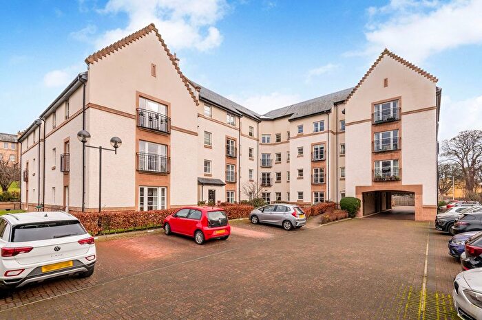 1 Bedroom Property For Sale In Abbey Park Avenue, St Andrews, KY16