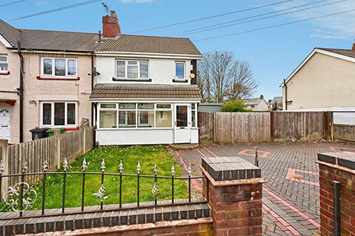 2 Bedroom Semi Detached House For Sale In Lawrence Street, Willenhall, WV13