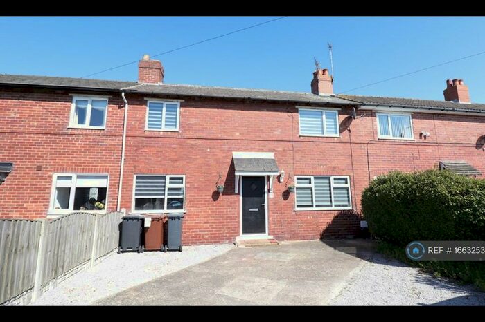 3 Bedroom Terraced House To Rent In Cliff Crescent, Kippax, Leeds, LS25