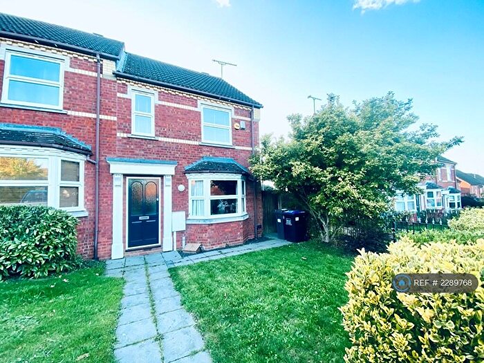 2 Bedroom Semi-Detached House To Rent In Chestnut Square, Leamington Spa, CV32