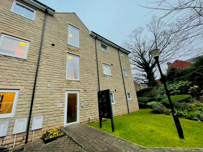 2 Bedroom Apartment To Rent In Hartshaw, Moorgate Road, S60