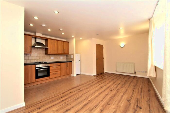 2 Bedroom Apartment To Rent In High Street, London, NW10
