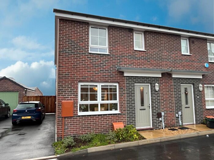 3 Bedroom Semi-Detached House For Sale In Graces Paddock, Nailsea, North Somerset, BS48