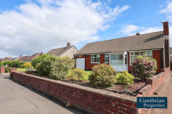 2 Bedroom Detached Bungalow For Sale In London Road, Carlisle, CA1