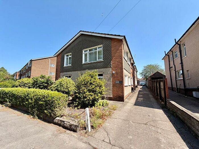 2 Bedroom Apartment For Sale In Pendwyallt Road, Cardiff, CF14