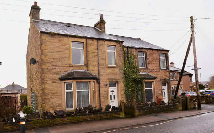 4 Bedroom Semi-Detached House To Rent In Asperlands, Hellifield, BD23