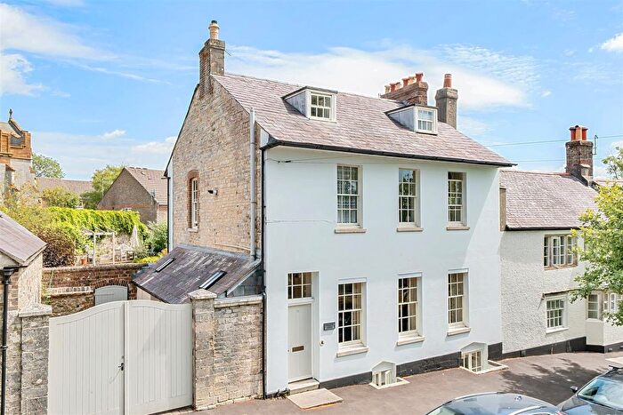 4 Bedroom Property For Sale In High Street, Fordington, Dorchester, DT1
