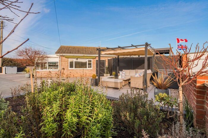 3 Bedroom Detached Bungalow For Sale In California Crescent, California, NR29