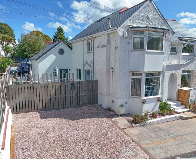 5 Bedroom Semi Detached House For Sale In Knapp Park Road, Paignton, TQ4