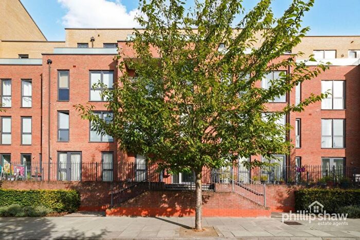 2 Bedroom Flat To Rent In Lacey Drive, Earlswood Court, HA8