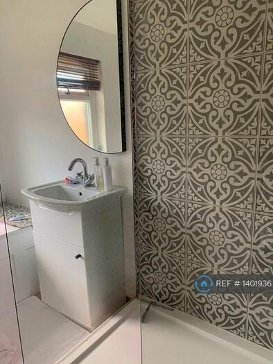 2 Bedroom Terraced House To Rent In Apperley Bridge, Apperley Bridge, BD10