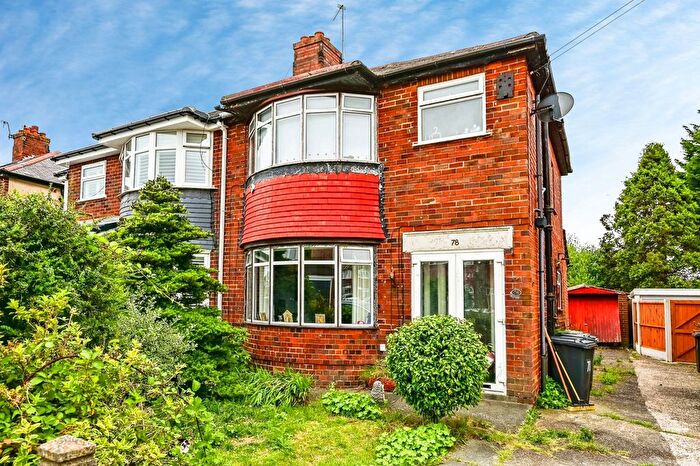 3 Bedroom Semi Detached House For Sale In Grosvenor Road, Maghull, Liverpool, Merseyside, L31