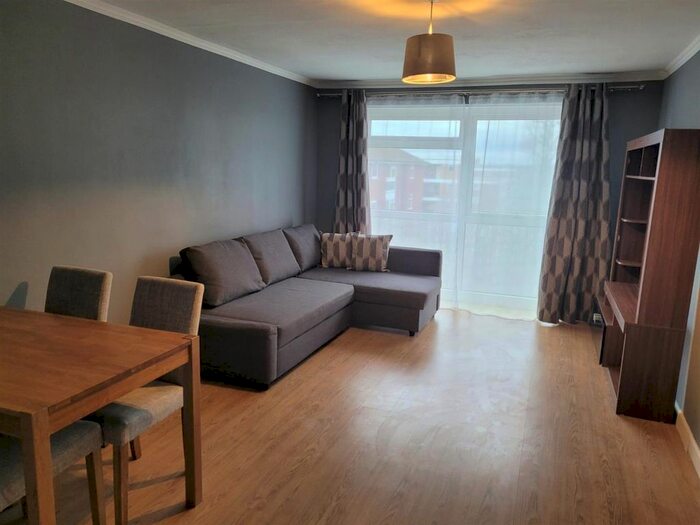 1 Bedroom Property To Rent In Sycamore Close, Northolt, UB5