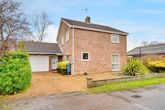 3 Bedroom Detached House For Sale In Rectory Lane Fowlmere, SG8