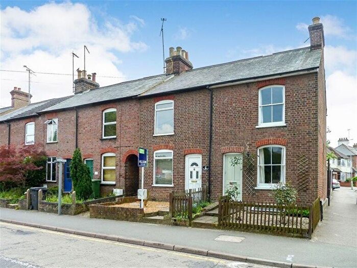 2 Bedroom Terraced House To Rent In Grove Road, Harpenden, AL5