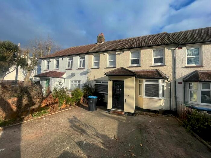 3 Bedroom Property To Rent In Trent Gardens, Southgate, N14