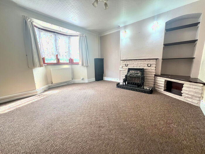 3 Bedroom House To Rent In Alfreds Gardens, Barking, IG11