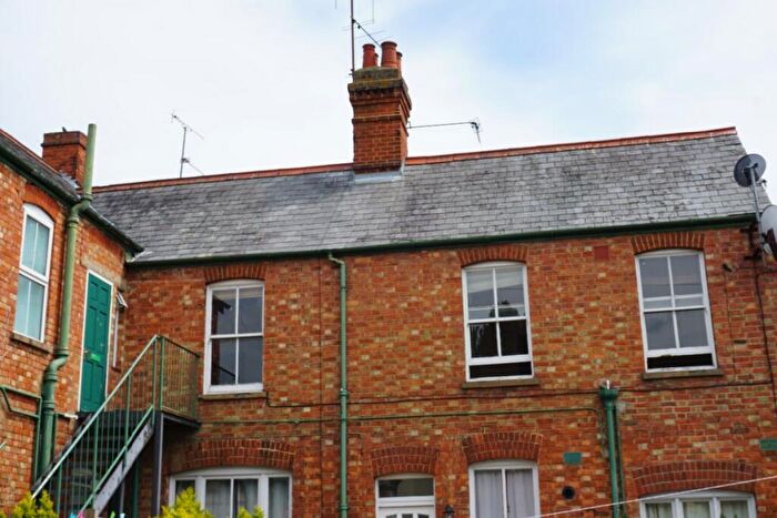 1 Bedroom Apartment To Rent In Midland Road, Olney, MK46