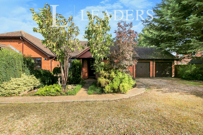 2 Bedroom Bungalow To Rent In Lucetta Gardens, PE11