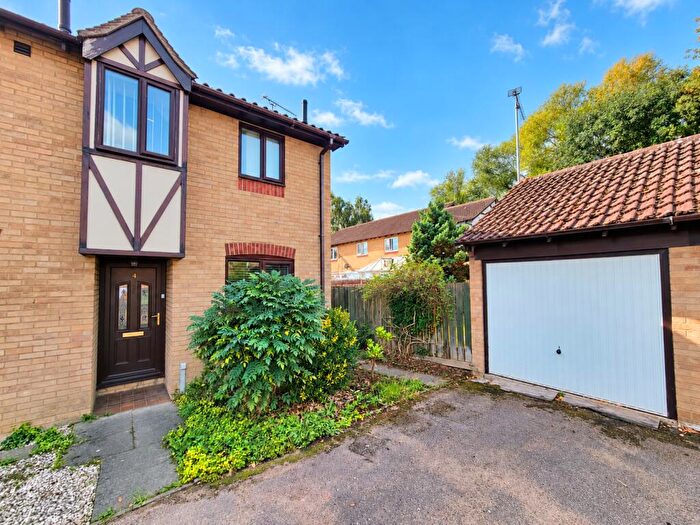 2 Bedroom End Of Terrace House For Sale In Fletcher Close, Barham, Suffolk, IP6