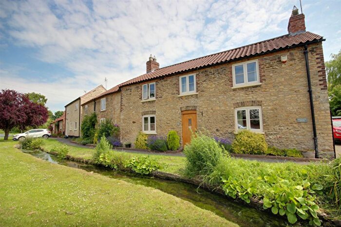 4 Bedroom Detached House For Sale In Eastgate, North Newbald, YO43