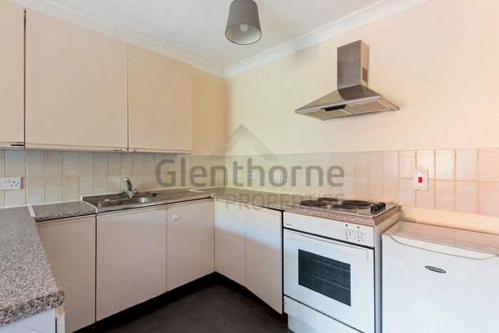 Studio To Rent In Ashbourne Lane, Ealing, W5