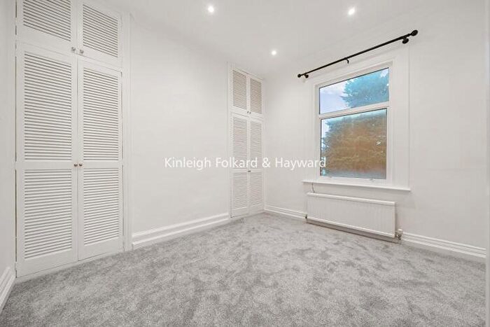 2 Bedroom Apartment To Rent In Arngask Road London, SE6
