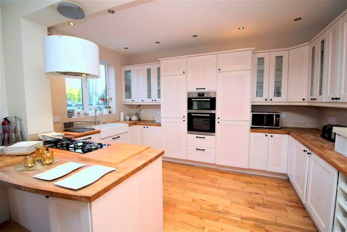 4 Bedroom Semi-Detached House To Rent In Newbrough Crescent, Jesmond, Newcastle Upon Tyne, NE2