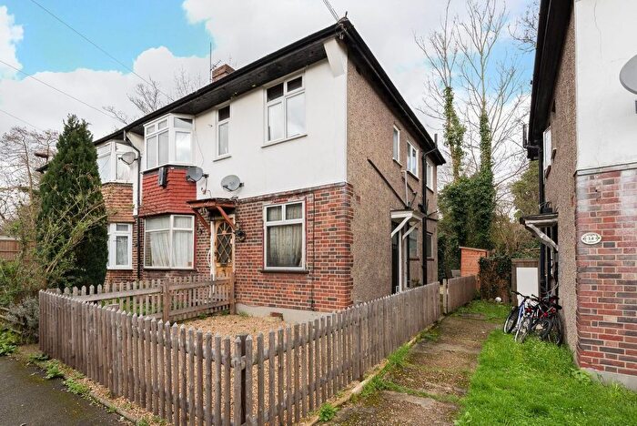 3 Bedroom Maisonette To Rent In Ridgemount Close, Anerley, London, SE20