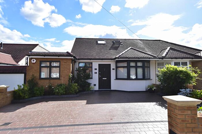 4 Bedroom Semi Detached House For Sale In Wentworth Drive, Pinner, HA5
