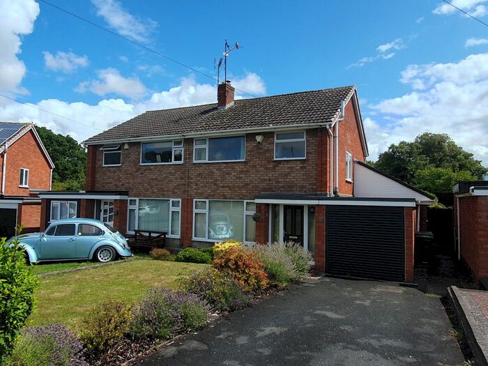 3 Bedroom Semi-Detached House To Rent In Apley Drive, Wellington, Telford, TF1