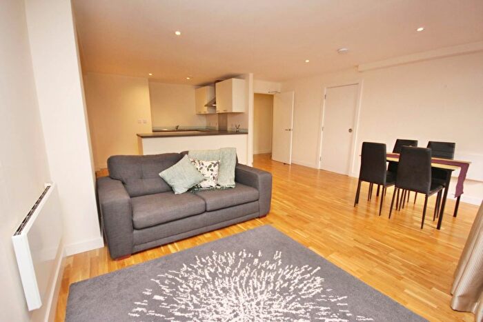 2 Bedroom Flat To Rent In Arundel Street, Manchester, M15
