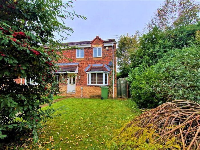 3 Bedroom Semi-Detached House To Rent In Mill View Road, Beverley, HU17