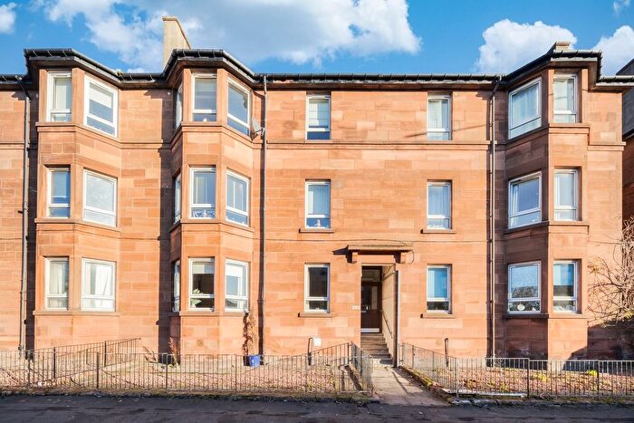 2 Bedroom Flat For Sale In Dumbarton Road, Glasgow, G14
