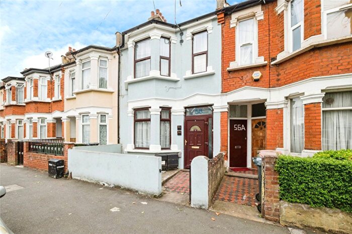 2 Bedroom Flat For Sale In Clements Road, East Ham, London, E6