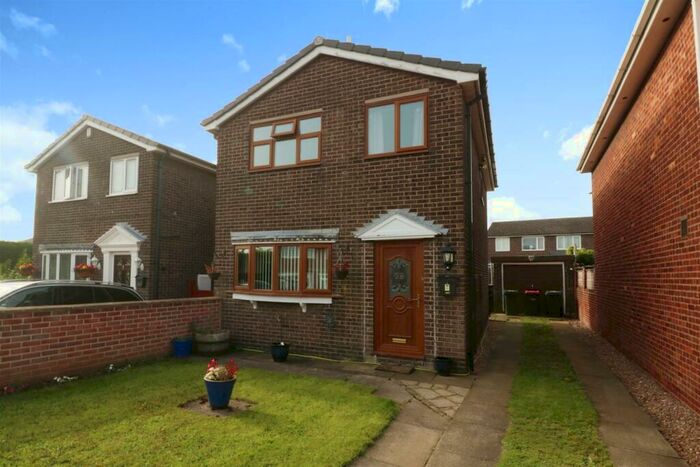 3 Bedroom Detached House To Rent In Autumn Drive, Maltby, Rotherham, S66