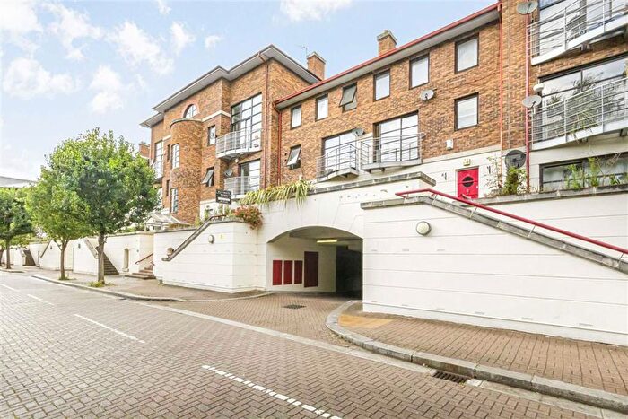 1 Bedroom Flat To Rent In Finland Street, London, SE16