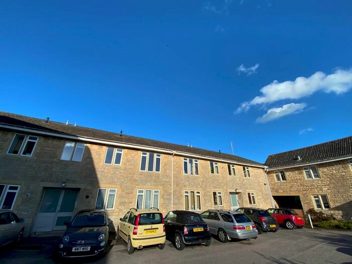 2 Bedroom Flat To Rent In St Michaels Court, Monkton Combe, Nr Bath, BA2