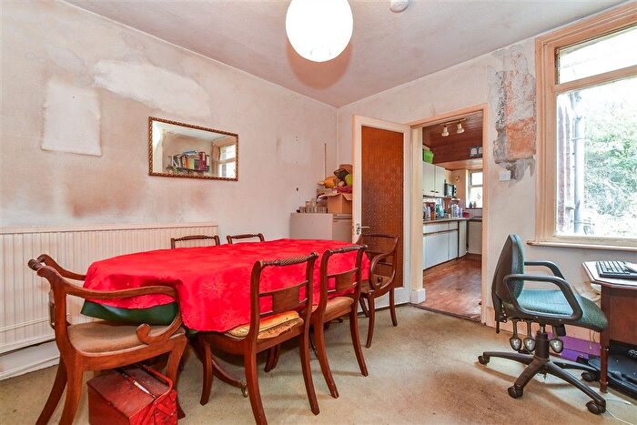 2 Bedroom Terraced House For Sale In Woodside Road, Tonbridge, Kent, TN9