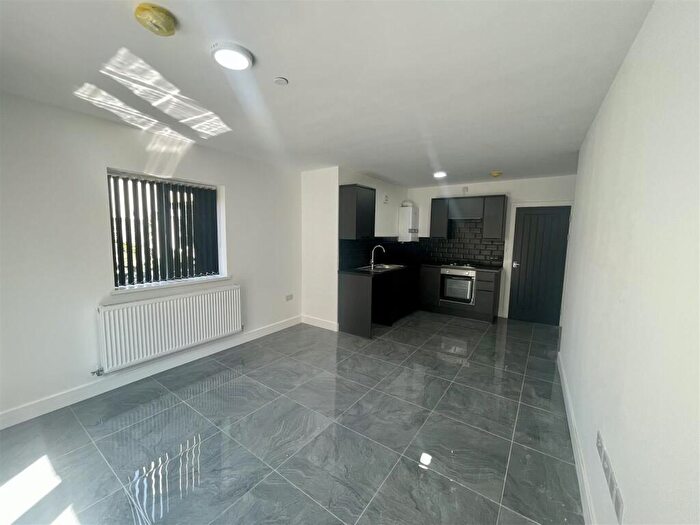 3 Bedroom House To Rent In Donald Street, Cardiff, CF24