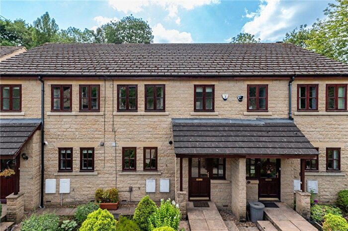 3 Bedroom Terraced House For Sale In Valley Court, Drighlington, West Yorkshire, BD11