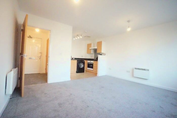 1 Bedroom Flat To Rent In Sweetman Place, Bristol, BS2